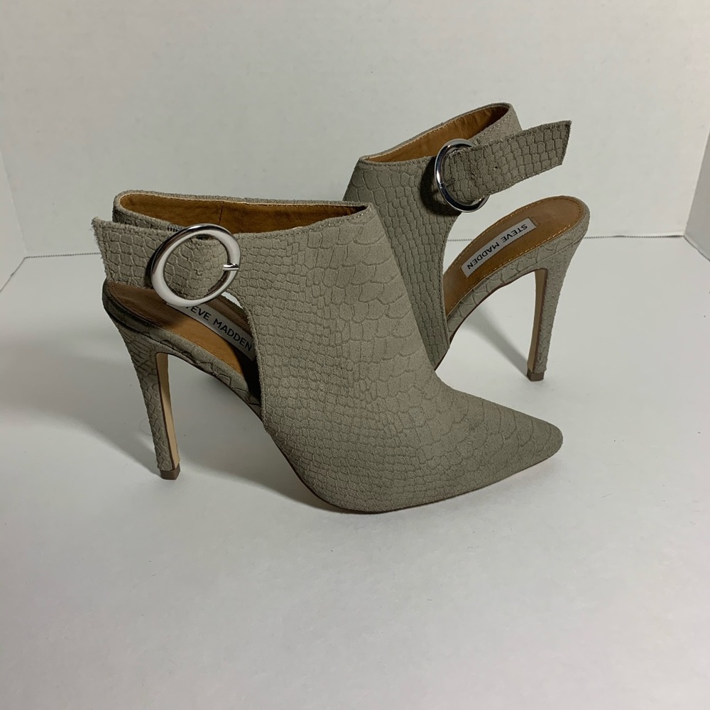 Steve Madden Pointer Snakeskin Booties 9 - image 4